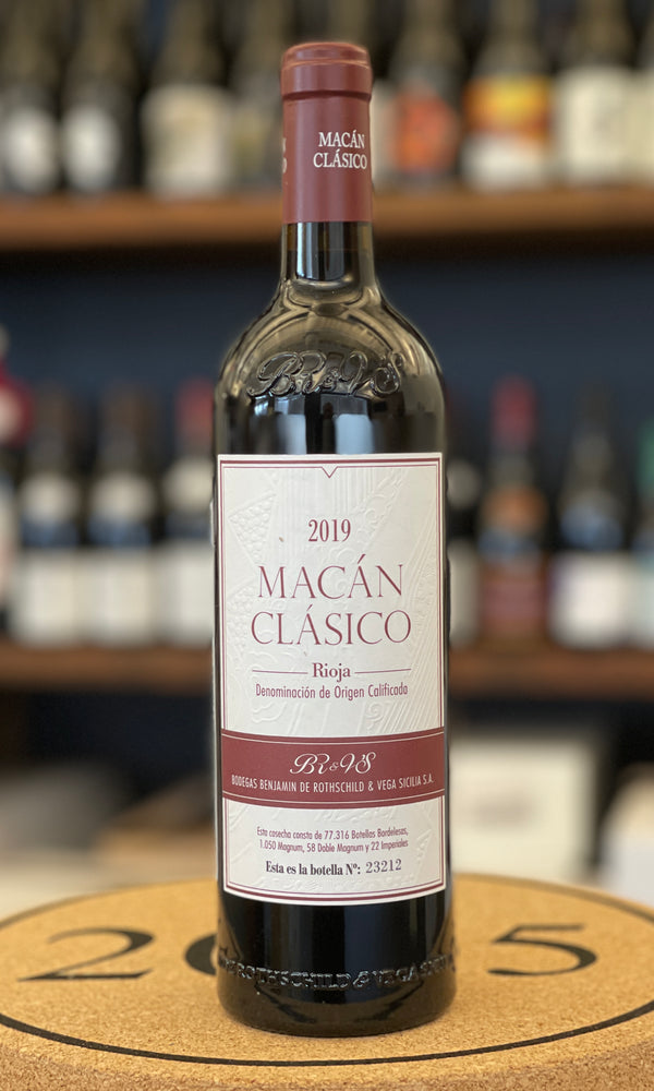 Bodegas Benjamin Rothschild & Vega Sicilia Macan Clasico Rioja DOCa, Spain 2019