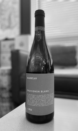 
                  
                    Load image into Gallery viewer, Massican Sauvignon Blanc 2021
                  
                