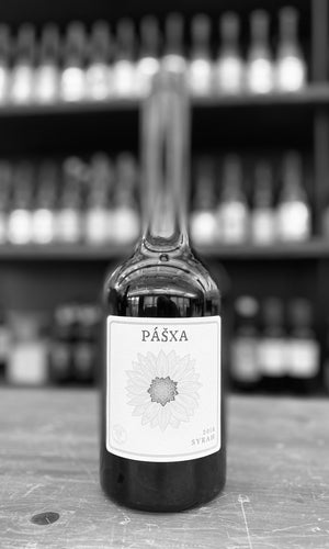 
                  
                    Load image into Gallery viewer, Pášxa River Rock Vineyard Syrah Walla Walla WA 2018
                  
                